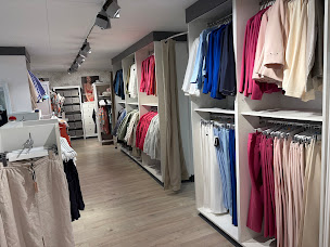 Photo n°6 de Numéro 5 à Baud (Magasin de vêtements pour hommes)