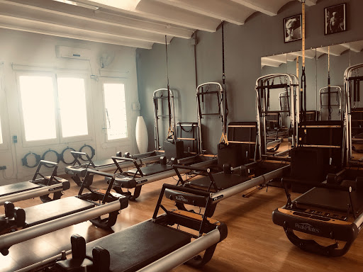 TINA MARTINEZ PILATES STUDIO