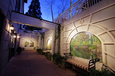 Photos of O.Henry Hotel