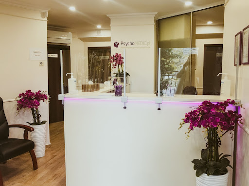 dr n. med. Katarzyna Niewińska