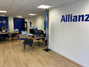 Photo n°7 de Allianz Assurance MAGNY EN VEXIN à Magny-en-Vexin (Compagnie d'assurance moto)