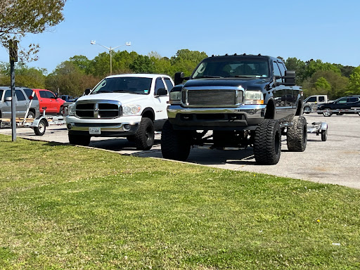 City Park Boat Ramp Parking Gallery - United States