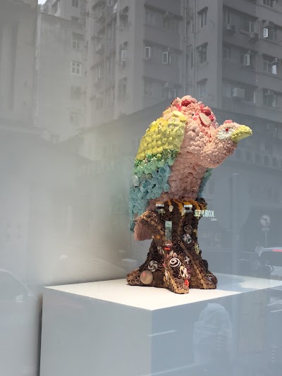 Photos of Whitestone Gallery H Queen&rsquo;s