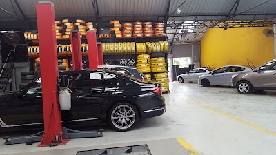 Photos of Smart Wheels (Tyres & Auto Spa)