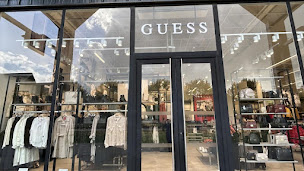 Photo n°2 de GUESS à La Séguinière (Magasin de vêtements)