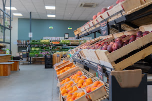 Photo n°7 de Côté Champs De Provence à La Brillanne (Supermarché)