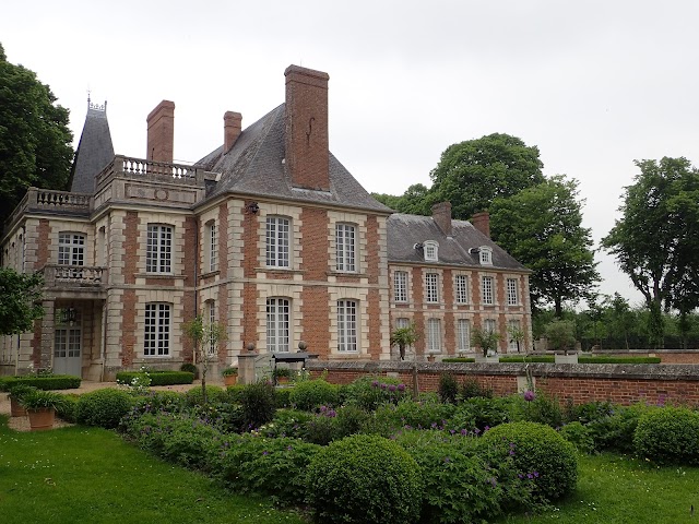 CHÂTEAU DU TRONCQ