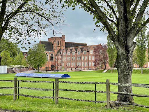 Ardingly College - Visual