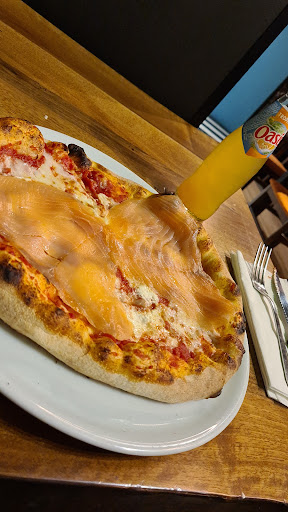 Photo 3 - Avenue 31 Pizzeria & Burger house