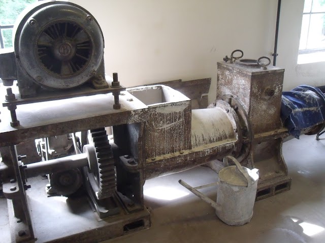 Le Moulin de la Blies / Musée des Techniques Faïencières