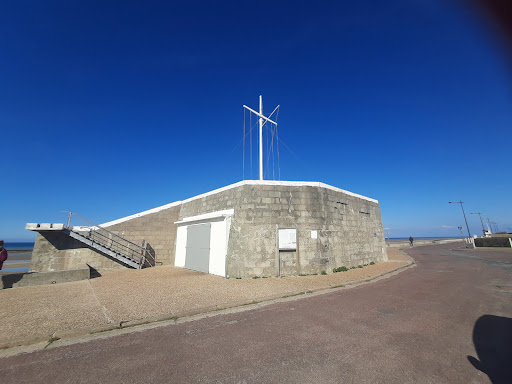 Nautical Club of Ver sur Mer - Thumbnail