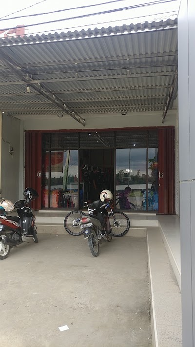 Photos of Eiger Store