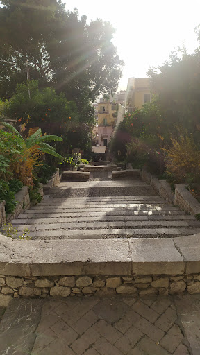 via timoleone - Visual