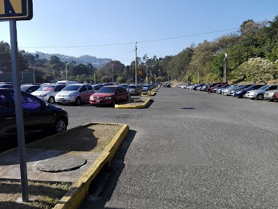 Photos of Ingreso Estacionamiento 5 - Universidad Rafael Landivar
