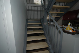 Photo n°17 de SARL ANDRIEU RENOVATIONS à Vaour (Atelier de menuiserie)