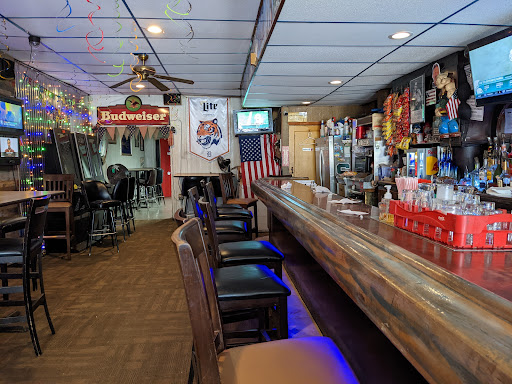 Cas Bar