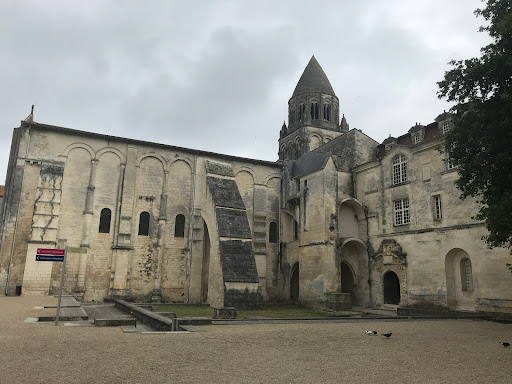 Abbey to the Ladies of Saintes - Thumbnail