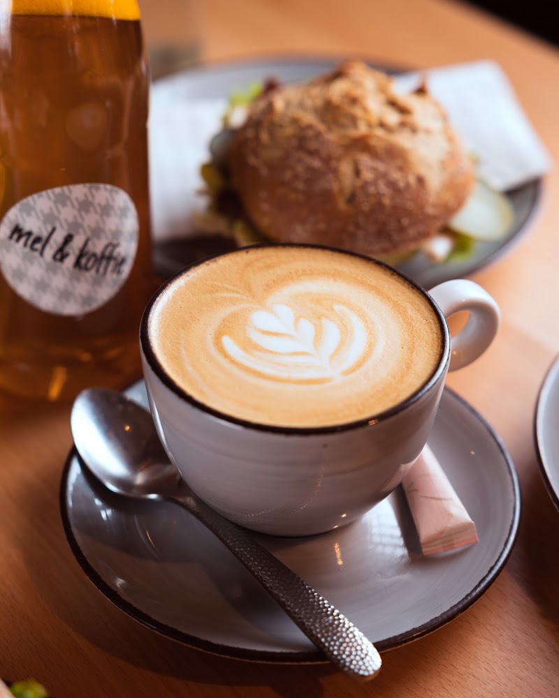 Mel & Koffie — photo 17