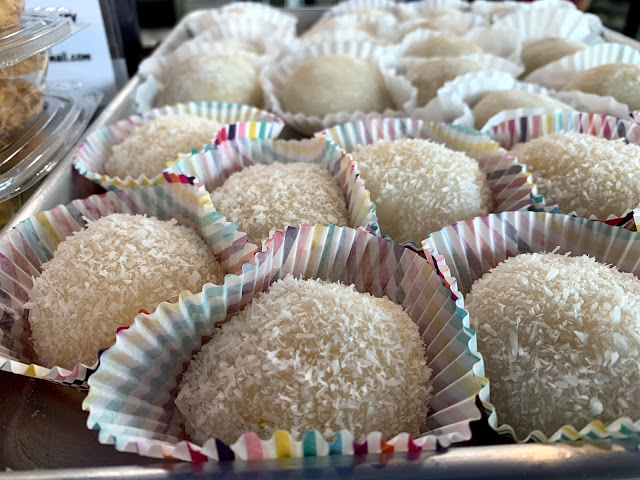 Morning Light Bakery by null