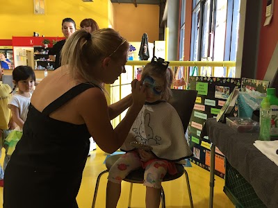 Photos of Kidzmania
