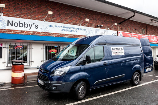 Nobby's ice cream and drink service