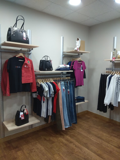 Arivle Moda y Complementos - Visual