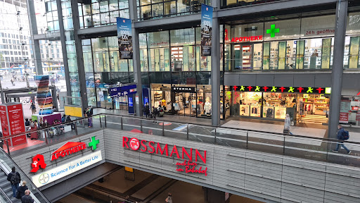 ETERNA Brand Store - Berlin Hbf - Thumbnail