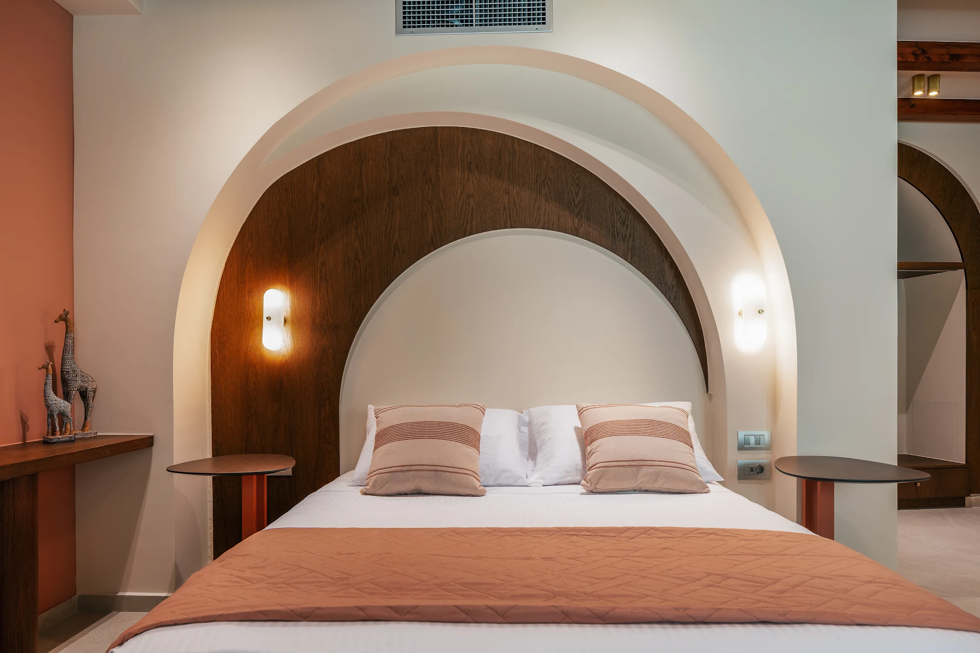 La Montre Luxury Boutique Suites