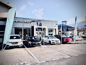 Photo n°24 de Garage Prud'Homme peugeot ugine à Ugine (Concessionnaire Peugeot)