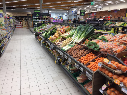 Market Saint-Rémy-Les-Chevreuse - Thumbnail