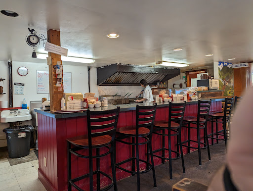 Maple Leaf Diner - Visual
