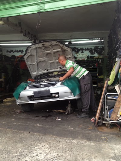 Photos of Taller de Mecanica Manuel