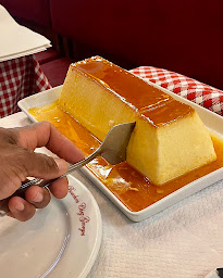 Photo n°10 de Au Petit Bouchon Chez Georges à Lyon (Restaurant)