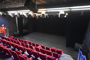 Photo n°3 de Centre Culturel Pablo-Picasso à Blénod-lès-Pont-à-Mousson (Centre culturel)