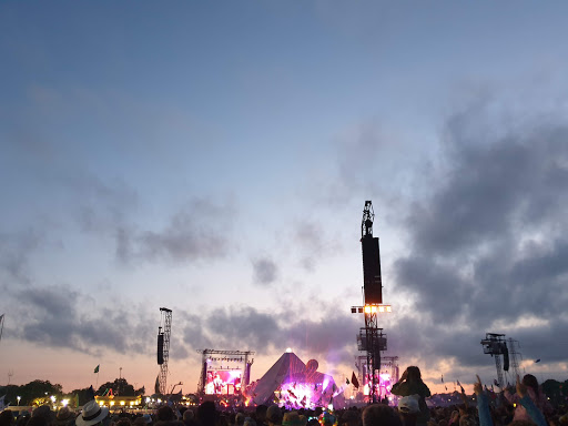 Pyramid Stage - Visual