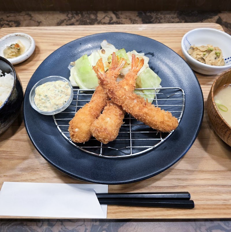 ごはんやさん ぶた介