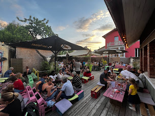 Photo n°5 de Woodstock Garden à Annecy (Restaurant)