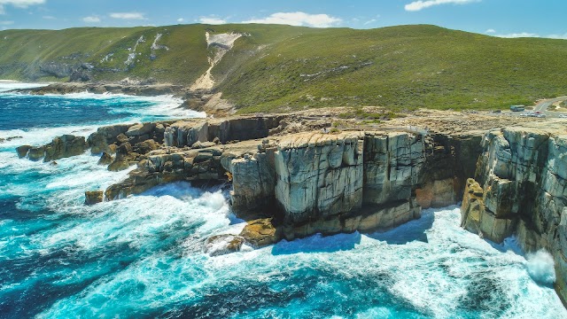 The Gap and Natural Bridge Car Park