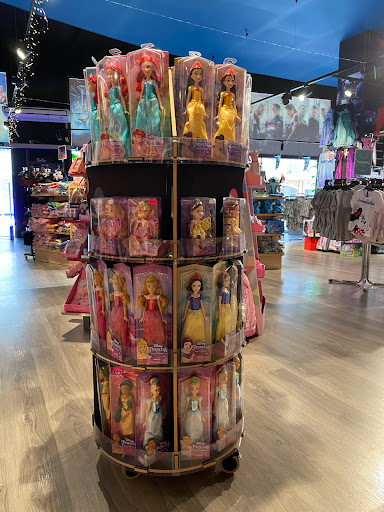 The Magic Store - Visual