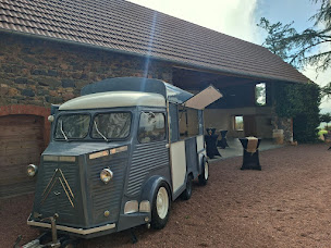 Photo n°14 de Sofood évent food truck bourg en Bresse à Saint-Denis-lès-Bourg (Service de location de matériel pour traiteur)