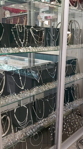 Opinii despre Rónai Ötvös üzlet în Kaposvár - Ékszerekbolt