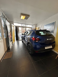 Photo n°3 de Renault / Dacia - TIDAF Sarl à Verrières-le-Buisson (Atelier de réparation de pneus)