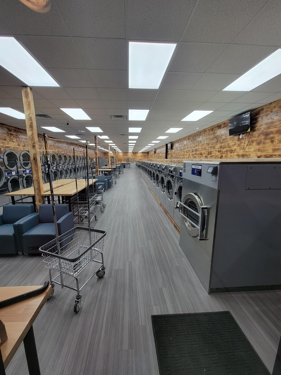 Self-service laundry at The Laundry Place, Des Moines, IA