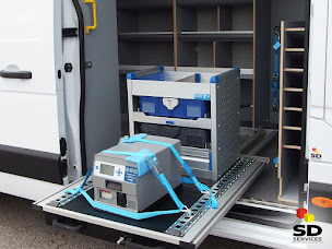 Photo n°7 de SD Services Nord⎜Aménagement utilitaire à Fretin (Atelier de carrosserie automobile)