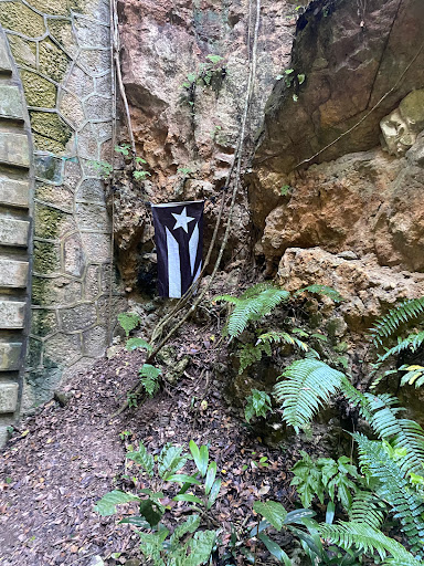 Tunel Negro Hike Gallery - United States