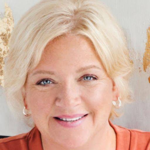 Sally Armstrong - Visual