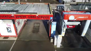 Photo n°2 de JPS LAVAGE - BBSV à Quincey (Station de lavage automobile)