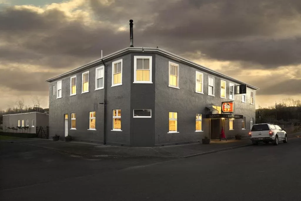 Station Hotel