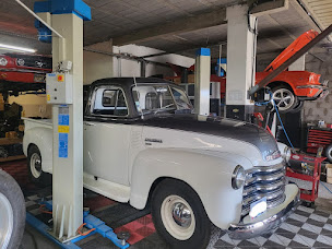 Photo n°11 de D.KUSTOM à Le Port (Atelier de réparation pour motos)