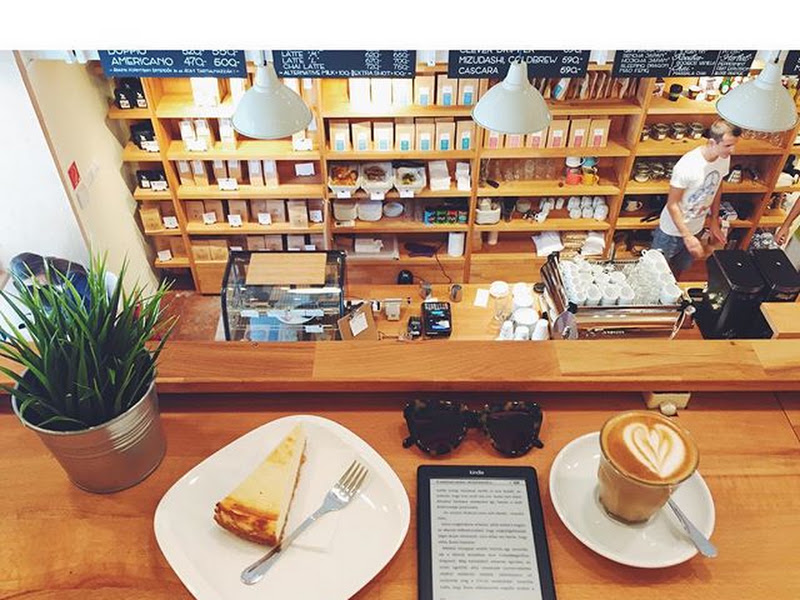 Madal Coffee Co - Ferenciek Tere — photo